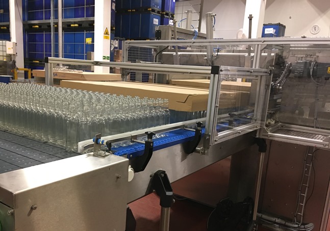 Semi Automated Depalletiser with Conveyors
