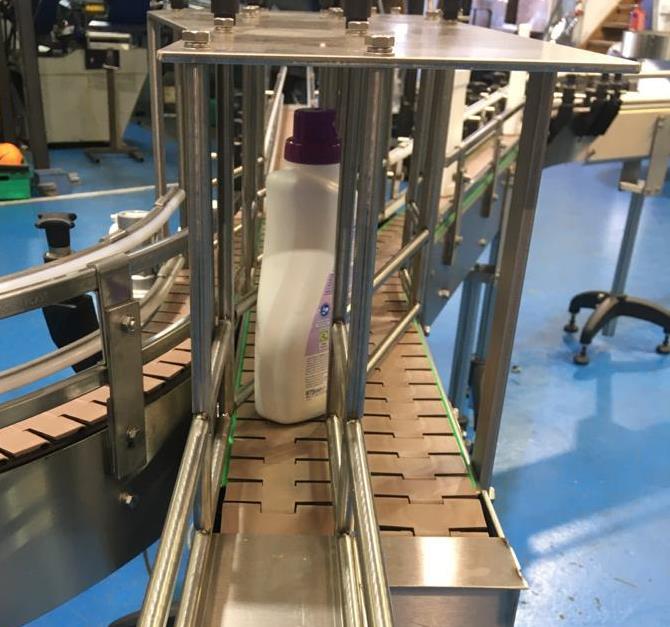 Slat Conveyor with Multi Lane Changer